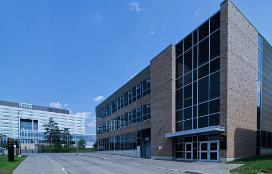 加拿大滑鐵盧大學(xué).png
