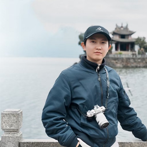 四川成都大咖導(dǎo)游 中文英文 小語種講解服務(wù)
